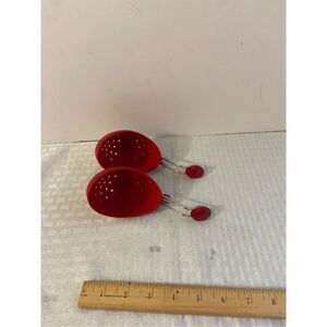 Cuisipro‎ silicone egg poachers red set